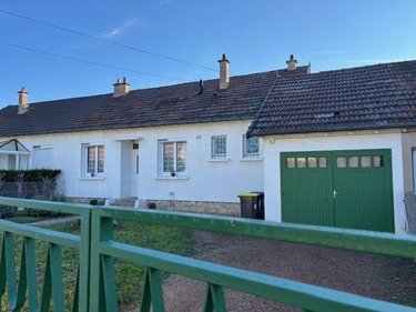 Maison a vendre Saint-Amand-Montrond 18200 Cher 72 m2 3 pièces 79500 euros