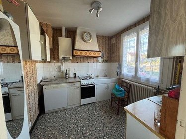 Maison a vendre Saint-Amand-Montrond 18200 Cher 72 m2 3 pièces 79500 euros