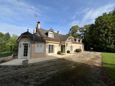 propriete a vendre Niherne 36250 Indre 246 m2 6 pièces 415000 euros