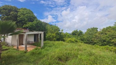 Terrain a batir a vendre Sainte-Anne 97180 Guadeloupe 1627 m2  212000 euros