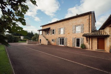 Maison a vendre Charnay-lès-Mâcon 71850 Saône-et-Loire 231 m2 9 pièces 985000 euros