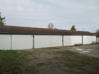 Garage et parking a vendre Bar-sur-Seine 10110 Aube  126000 euros