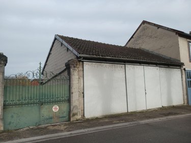Garage et parking a vendre Bar-sur-Seine 10110 Aube  126000 euros