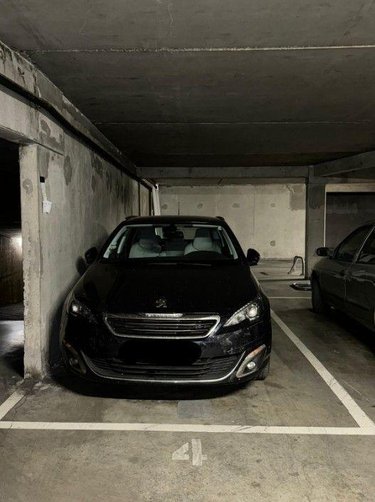 Garage et parking a vendre Rennes 35000 Ille-et-Vilaine 15 m2  21000 euros