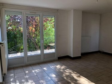 Location maison Issoudun 36100 Indre 74 m2 4 pièces 650 euros