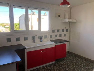 Location maison Issoudun 36100 Indre 74 m2 4 pièces 650 euros