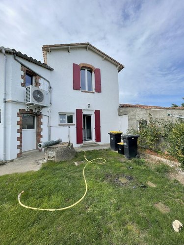 Maison a vendre Nueil-les-Aubiers 79250 Deux-Sèvres 106 m2 5 pièces 107000 euros