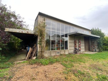 Immeuble a vendre Thivars 28630 Eure-et-Loir 250 m2  166400 euros