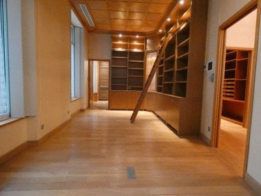Appartement a vendre Vichy 03200 Allier 377 m2 8 pièces 1680000 euros