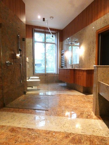 Appartement a vendre Vichy 03200 Allier 377 m2 8 pièces 1680000 euros