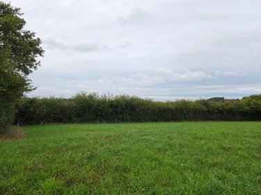Bien agricole a vendre Averton 53700 Mayenne  10800 euros