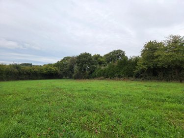Bien agricole a vendre Averton 53700 Mayenne  10800 euros