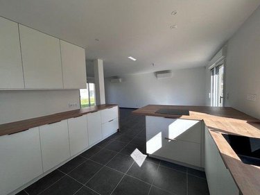 Location maison Saint-Judoce 22630 Côtes-d'Armor 123 m2  1200 euros