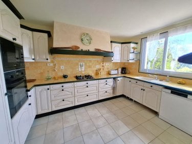 Maison a vendre Sugères 63490 Puy-de-Dôme 154 m2 12 pièces 294000 euros
