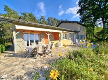 Maison a vendre Sugères 63490 Puy-de-Dôme 154 m2 12 pièces 294000 euros