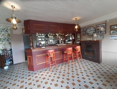 Fonds et murs commerciaux a vendre Sainte-Brigitte 56480 Morbihan 209 m2  208000 euros