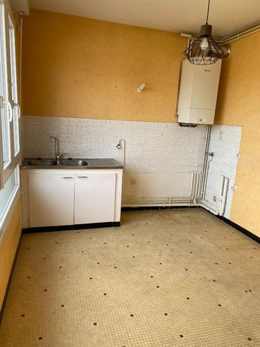 Appartement a vendre Mamers 72600 Sarthe 77 m2 4 pièces 116050 euros