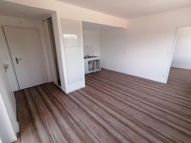 Location appartement Saint-Erblon 35230 Ille-et-Vilaine 39 m2 2 pièces 561 euros
