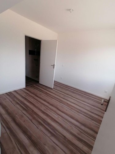 Location appartement Saint-Erblon 35230 Ille-et-Vilaine 39 m2 2 pièces 561 euros