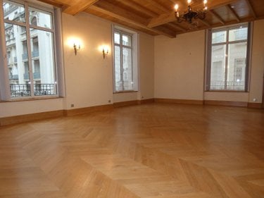 Immeuble a vendre Vichy 03200 Allier 377 m2  1680000 euros