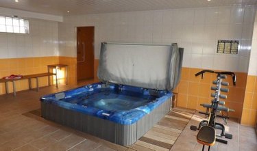 propriete a vendre Neussargues en Pinatelle 15170 Cantal 400 m2 20 pièces 999000 euros
