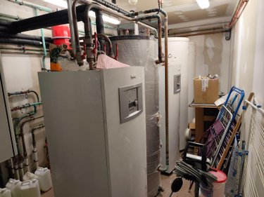 propriete a vendre Neussargues en Pinatelle 15170 Cantal 300 m2 16 pièces 999000 euros