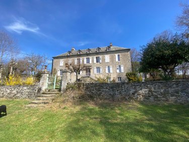 Maison a vendre Saint-Cirgues-la-Loutre 19220 Corrèze 248 m2  720000 euros