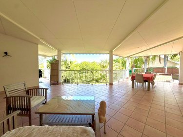 Maison a vendre Saint-Louis 97450 Réunion 183 m2 8 pièces 478000 euros