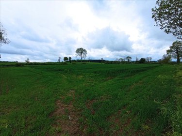 Bien agricole a vendre Valdallière 14410 Calvados  59200 euros