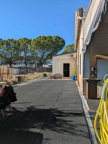 Immeuble a vendre Volx 04130 Alpes-de-Haute-Provence  356200 euros