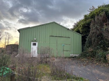 Bien agricole a vendre Langolen 29510 Finistère  37800 euros