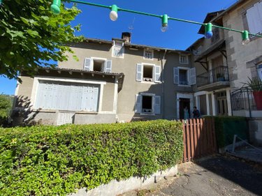 Maison a vendre Raulhac 15800 Cantal 203 m2 9 pièces 106000 euros