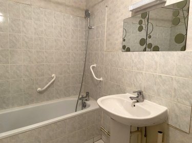 Location appartement Châteaudun 28200 Eure-et-Loir 74 m2 3 pièces 670 euros