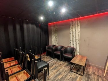 Fonds et murs commerciaux a vendre Guichen 35580 Ille-et-Vilaine  23500 euros