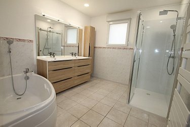 Location maison Châtenoy-le-Royal 71880 Saône-et-Loire 126 m2 5 pièces 1257 euros