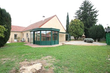 Location maison Châtenoy-le-Royal 71880 Saône-et-Loire 126 m2 5 pièces 1257 euros
