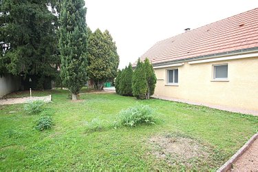 Location maison Châtenoy-le-Royal 71880 Saône-et-Loire 126 m2 5 pièces 1257 euros