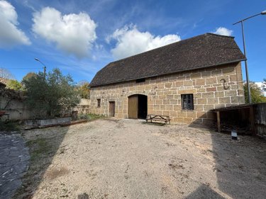 Maison a vendre Lacapelle-Marival 46120 Lot 227 m2 7 pièces 198700 euros