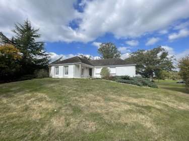 Maison a vendre Nueil-les-Aubiers 79250 Deux-Sèvres 163 m2 8 pièces 143100 euros