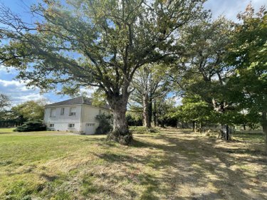 Maison a vendre Nueil-les-Aubiers 79250 Deux-Sèvres 163 m2 8 pièces 143100 euros