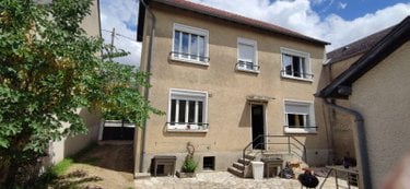Maison a vendre Mehun-sur-Yèvre 18500 Cher 174 m2 7 pièces 131000 euros