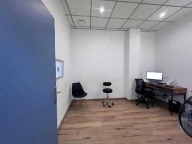 Fonds et murs commerciaux a vendre Limoges 87000 Haute-Vienne 140 m2  399000 euros