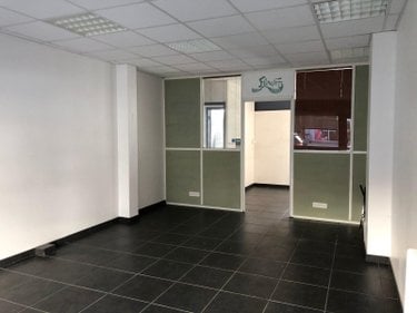 Fonds et murs commerciaux a vendre Chalon-sur-Saône 71100 Saône-et-Loire  65000 euros
