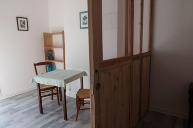 Immeuble a vendre Lencloître 86140 Vienne 694 m2  366800 euros