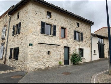 Location maison Chas 63160 Puy-de-Dôme 101 m2 4 pièces 1020 euros