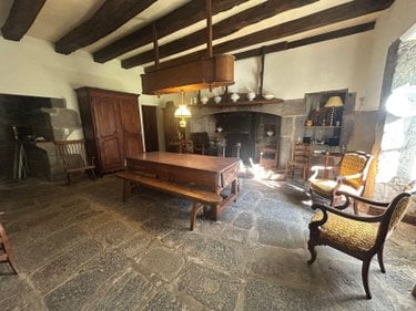 Maison a vendre Drugeac 15140 Cantal  243800 euros