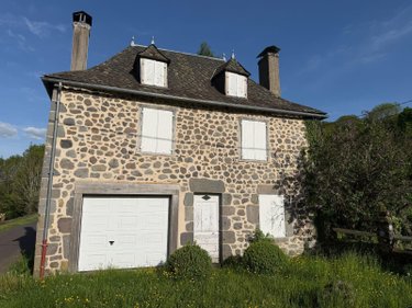 Maison a vendre Drugeac 15140 Cantal  243800 euros