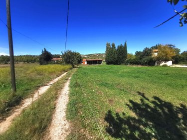 Terrain a batir a vendre Mouriès 13890 Bouches-du-Rhône 456 m2  198000 euros
