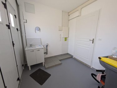 Location maison Changé 72560 Sarthe 91 m2 5 pièces 967 euros