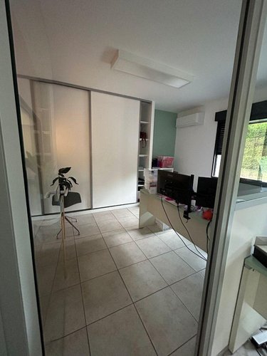 Location fonds et murs commerciaux Les Authieux sur le Port Saint Ouen 76520 Seine-Maritime 190 m2  4140 euros